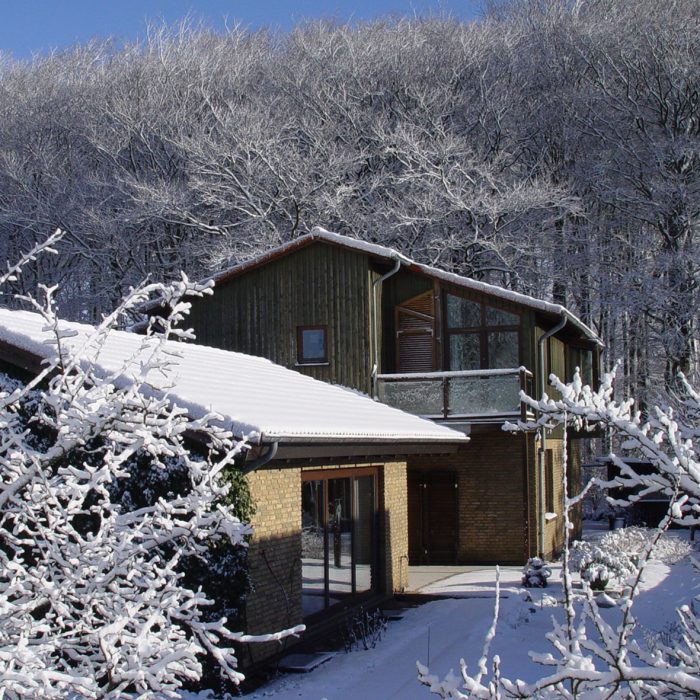 husum-haus-im-winter